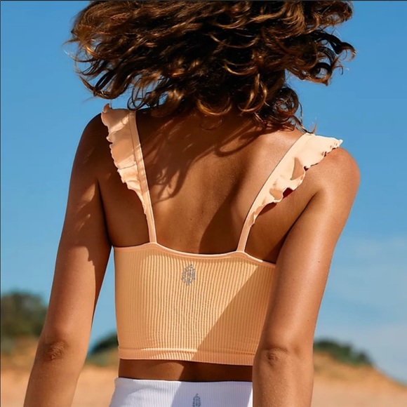 Free people movement happiness runs flirty crop - Picture 2 of 5